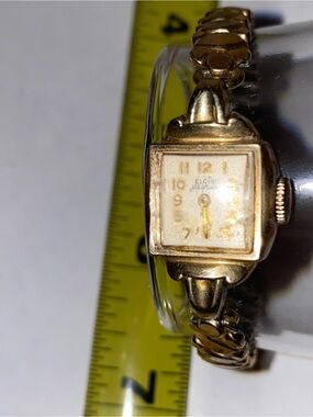 Elgin Deluxe 10K Gold Plated Watch - 1940s Watch, Flex / Stretch Adjustable
